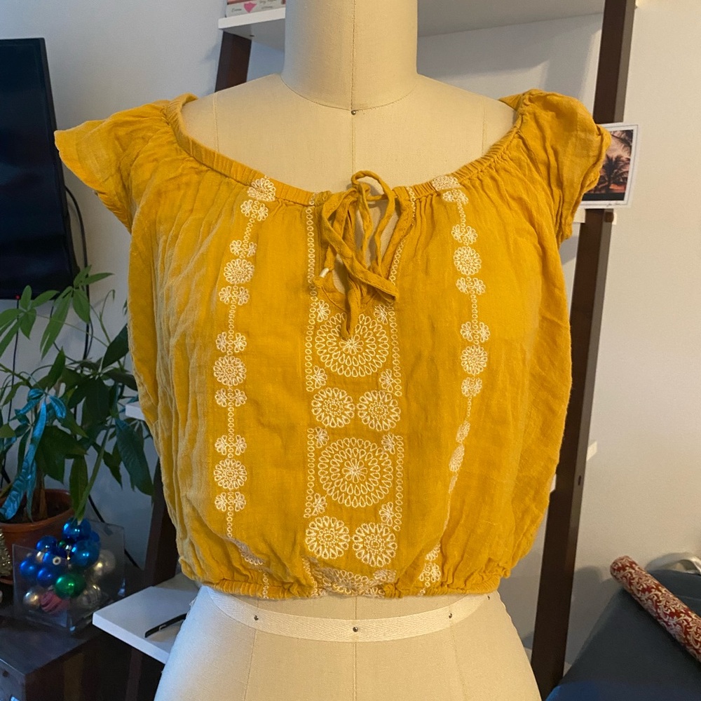 Aeropostale Yellow Indie hipster crop top Sz 00 or XXS